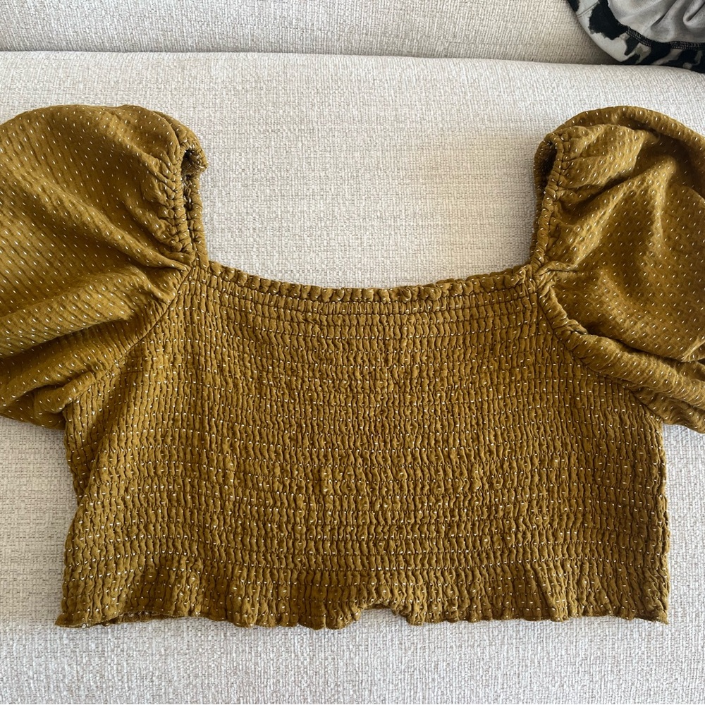 Wild Fable off the shoulder cropped top size XL